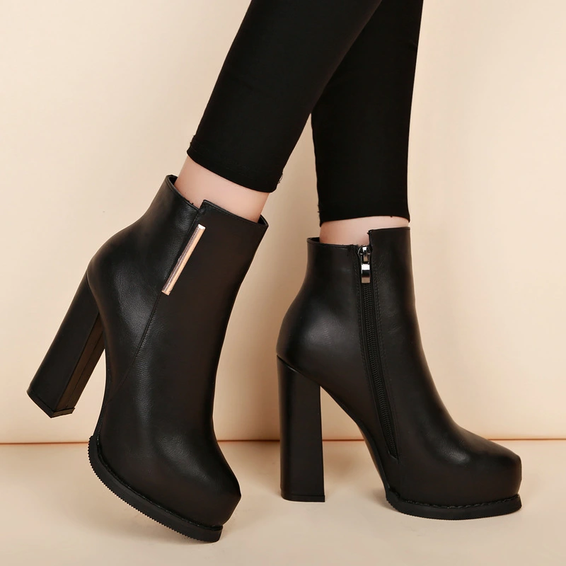 Plush boots with thick soles
