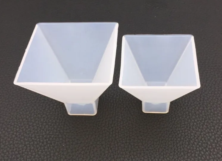 3D Pyramid Mold / TOOL-120
