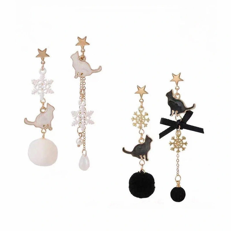 Cute Black and White Cat Personality Earrings Asymmetrical Earrings Girl