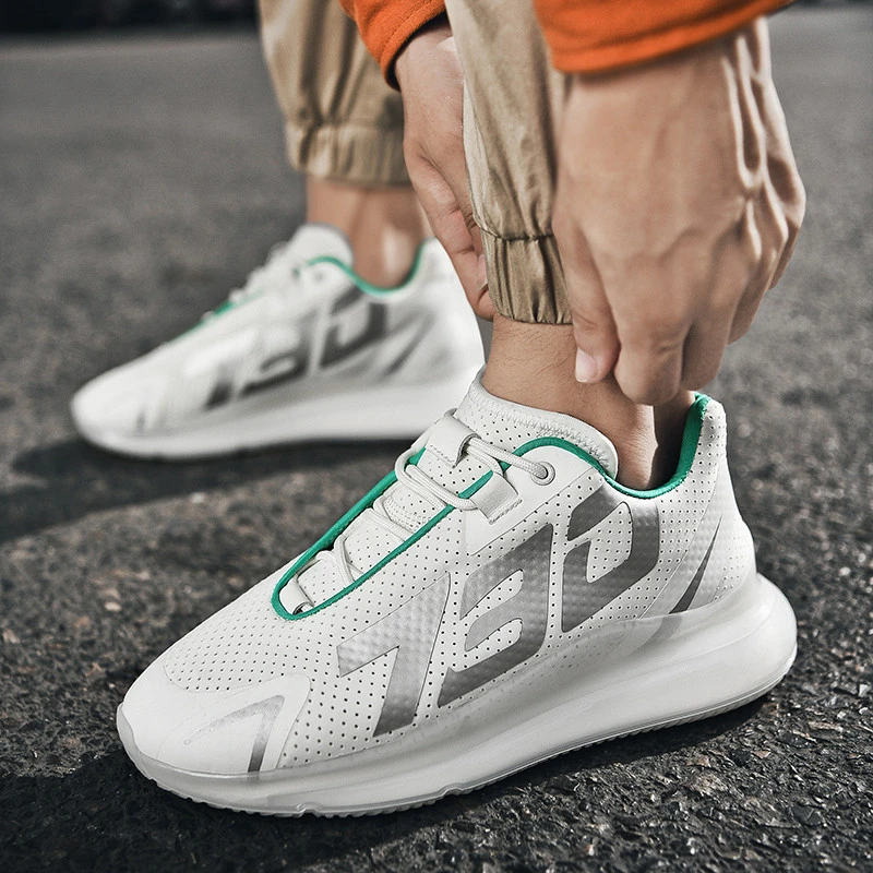 Mesh fly woven large size men's running shoes