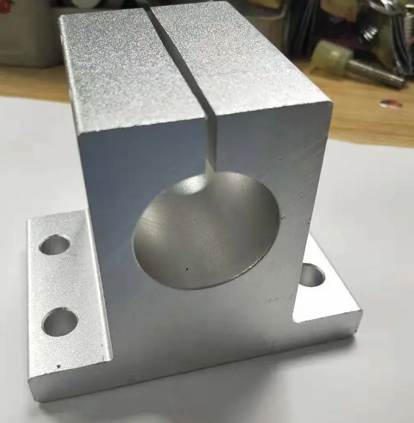 Side mounting type with bracket for aluminum base