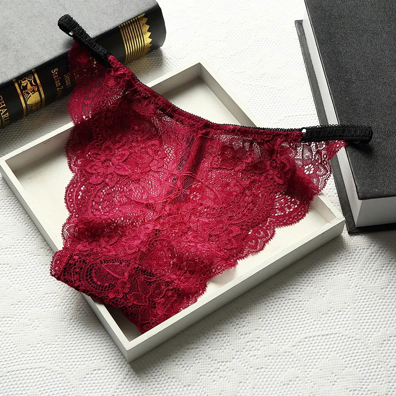 Lace trackless underwear