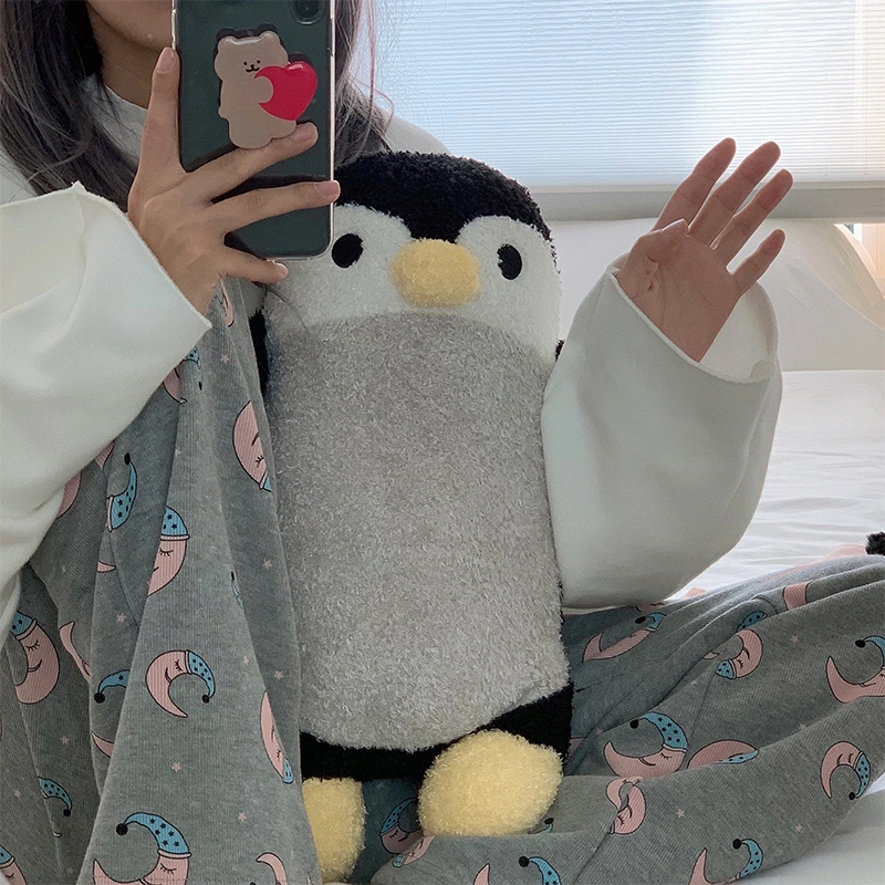 Comfortable Velvet three-Dimensional Little Penguin Pillow Nap Cushion Small Pillow Doll