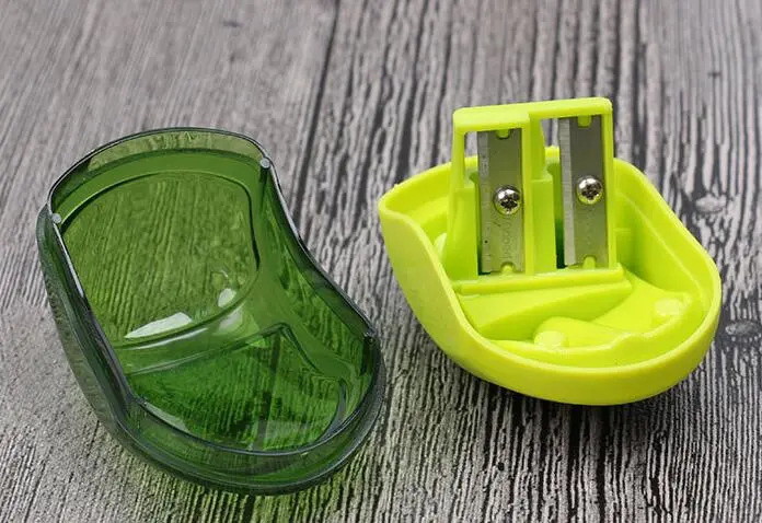 Single hole pencil sharpener