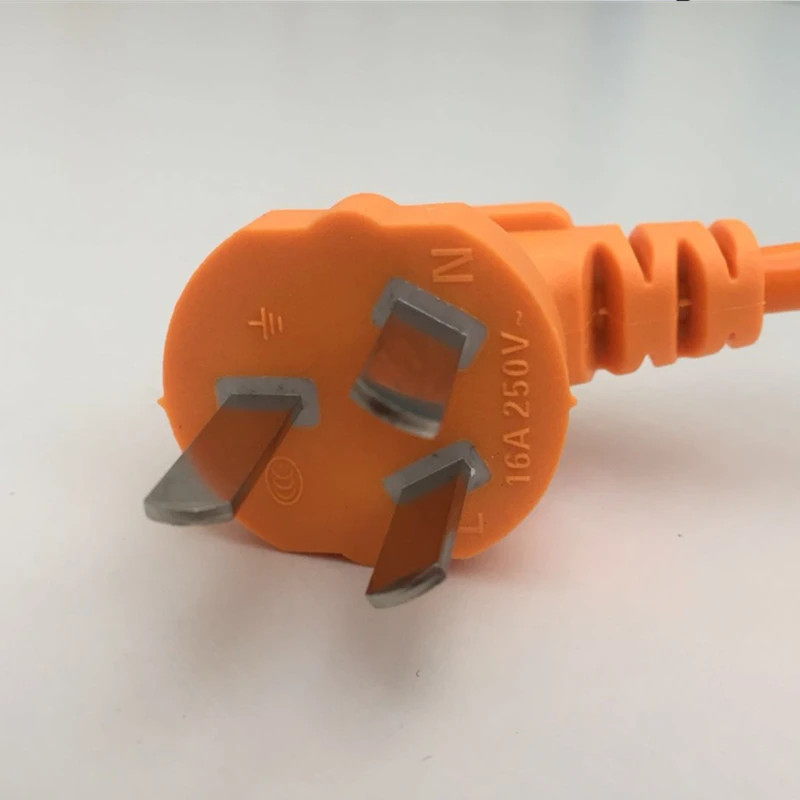 High-power flip-flop socket