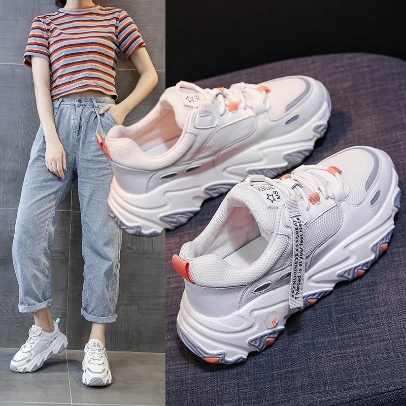 Color block sports shoes