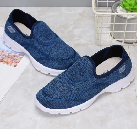 Active walking shoes for the elderly