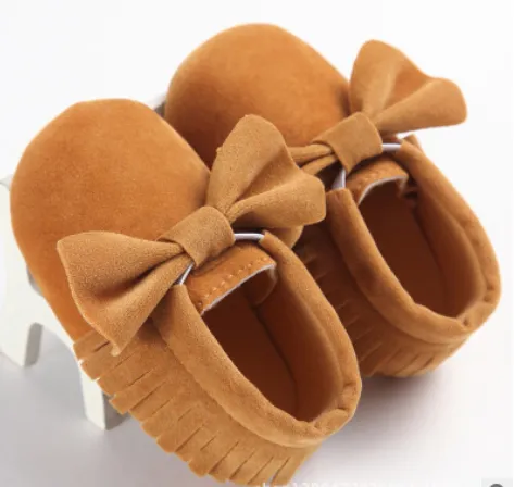 Baby's soft bottom shoes