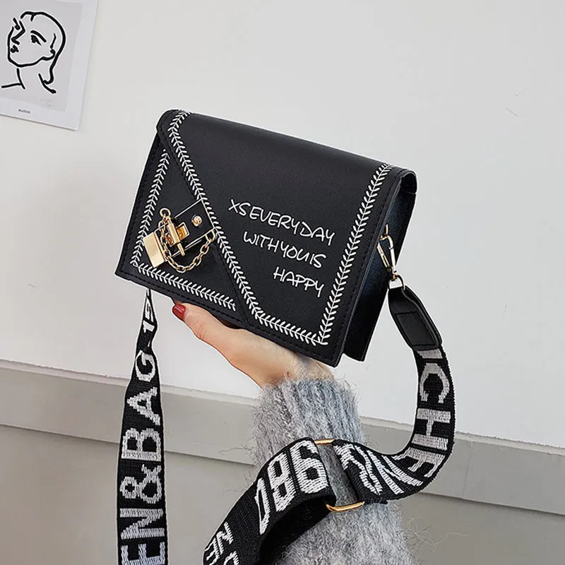 Wide shoulder strap letter shoulder bag