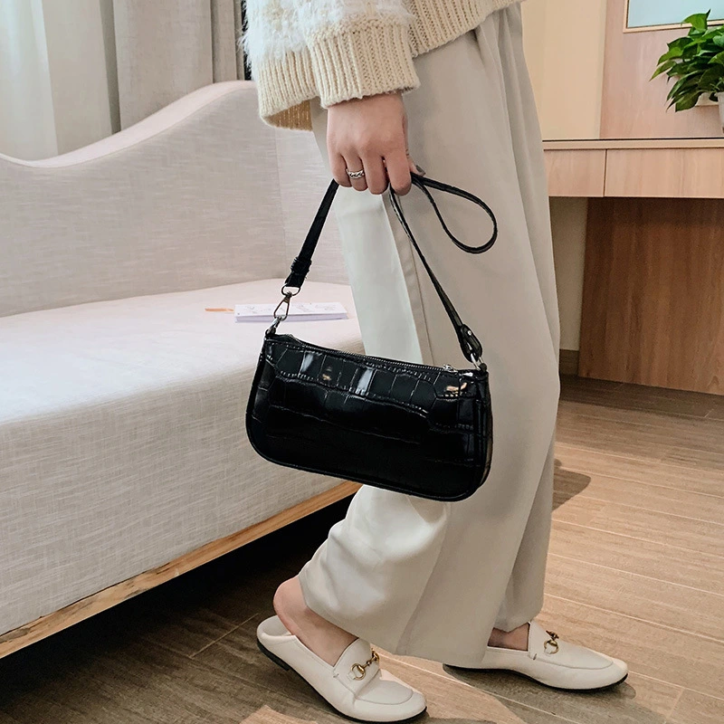 Casual one-shoulder messenger bag