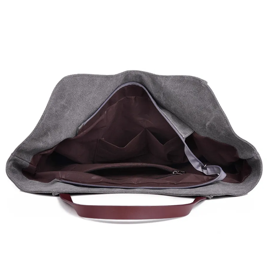 Large-capacity shoulder bag