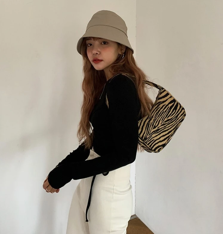 Niche Retro Zebra Print One-shoulder Baguette