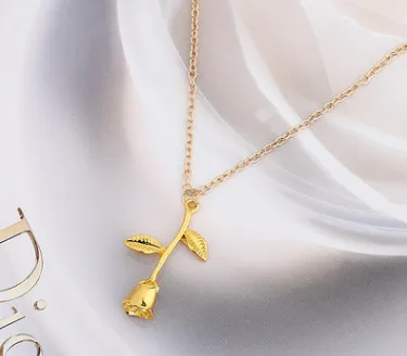 Rose Flower Pendant Necklace