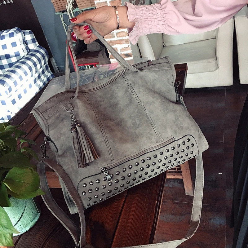 Retro Rivet one-shoulder Messenger Big Bag