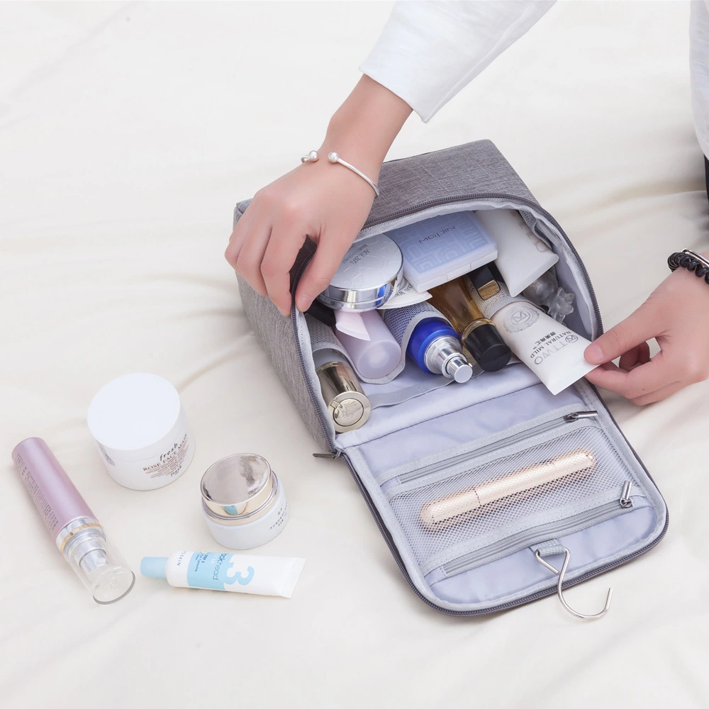 Hanging travel storage bag