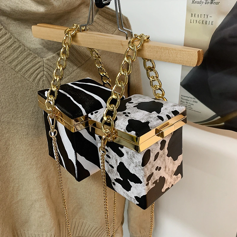 All-match mini chain bag