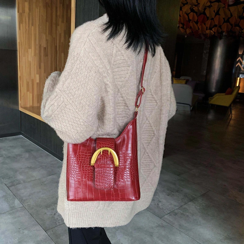 ins textured fashion shoulder bag