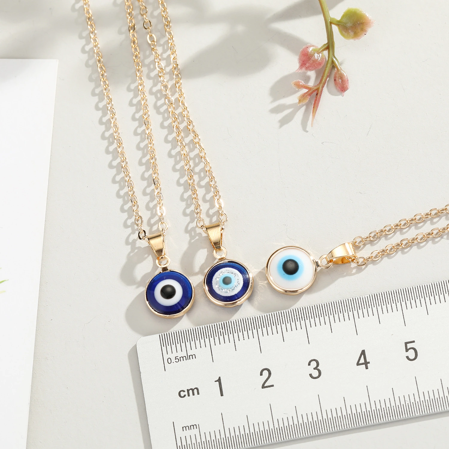 Blue eye pendant necklace chain
