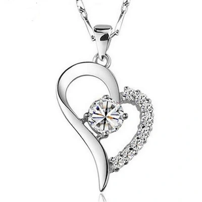 Silver inlaid heart-shaped pendant beauty Korean Korean micro temperament female diamond necklace silver jewelry factory wholesale