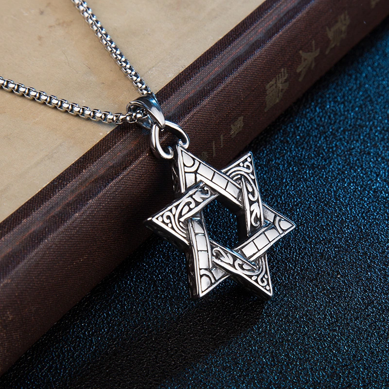 Vintage double-sided six-pointed star pendant