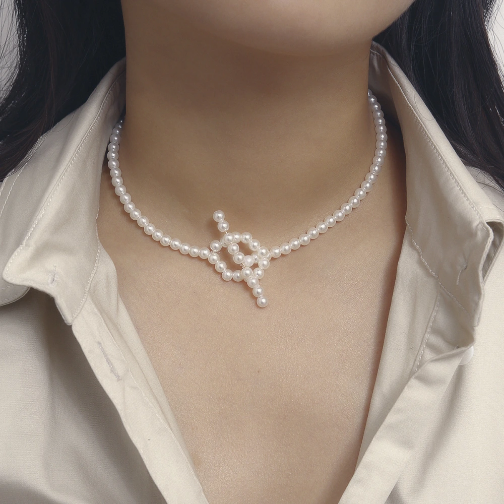 Pearl Geometric Single Layer Necklace