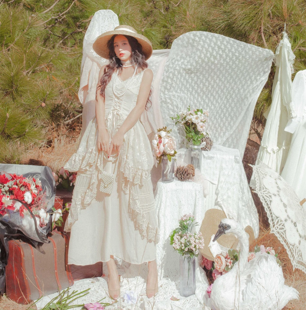 Palace wind lace two-piece