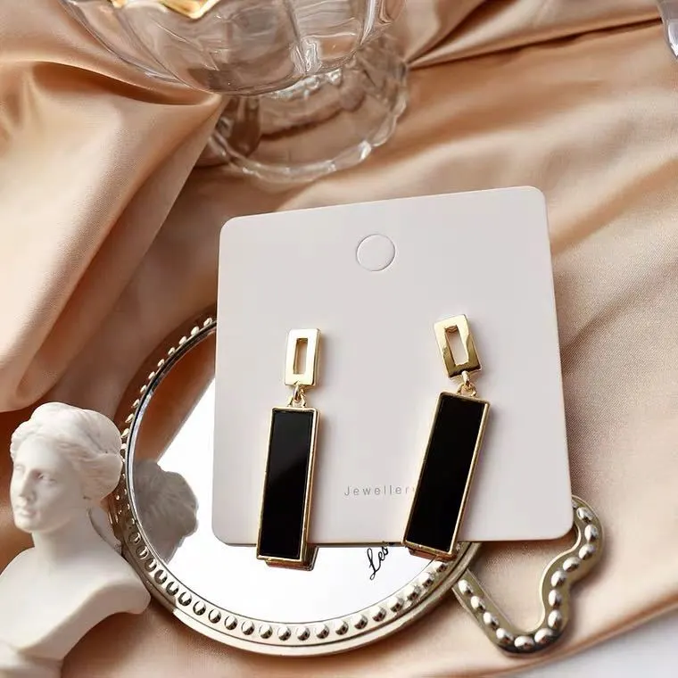 South Korea Dongdaemun Rectangle Phnom Penh Cold Wind Light Luxury Niche Earrings