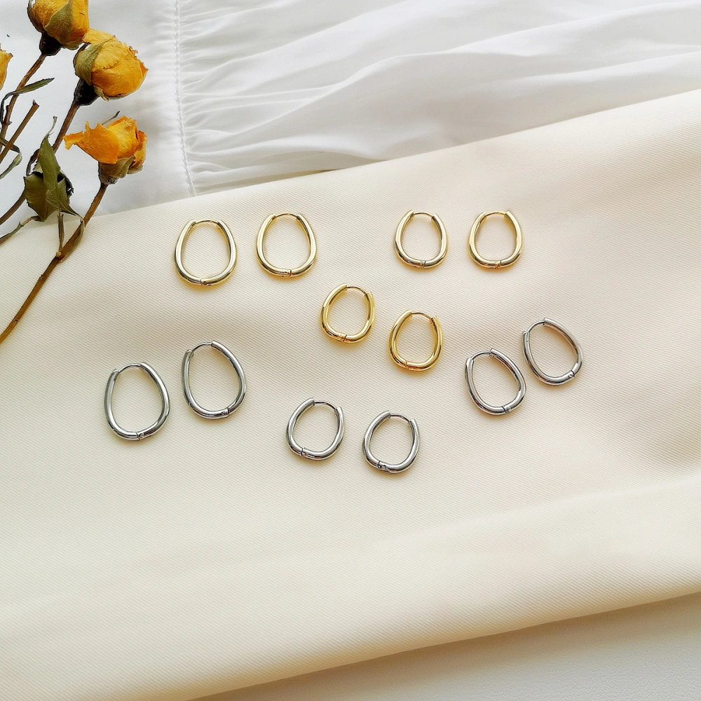 Oval earrings