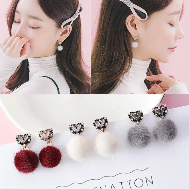 Winter new sweet temperament cute heart-shaped hair ball earrings personalized diamond love earrings earrings 925 silver needle