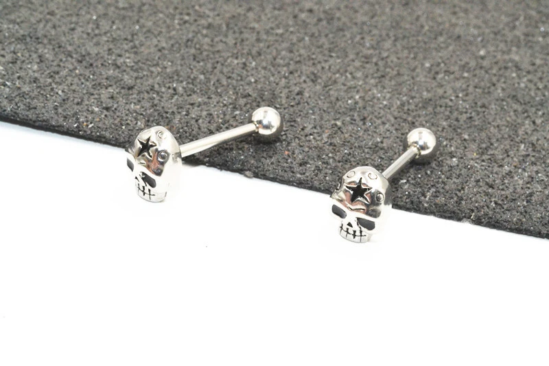 Tongue ring of European and American Skull