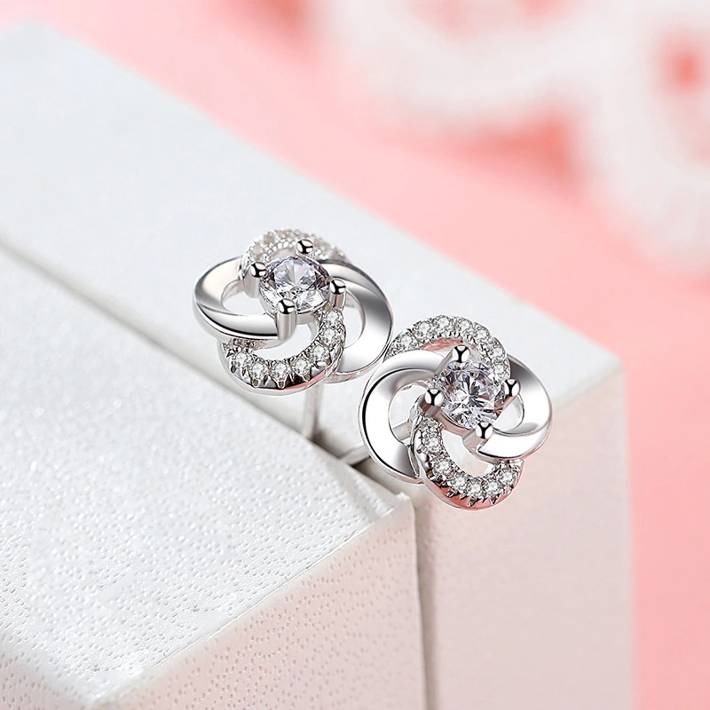 Twisted flower earrings