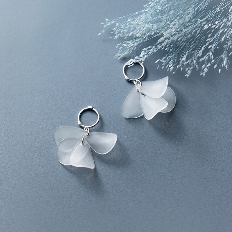 Women's Korean Short Flower Earrings