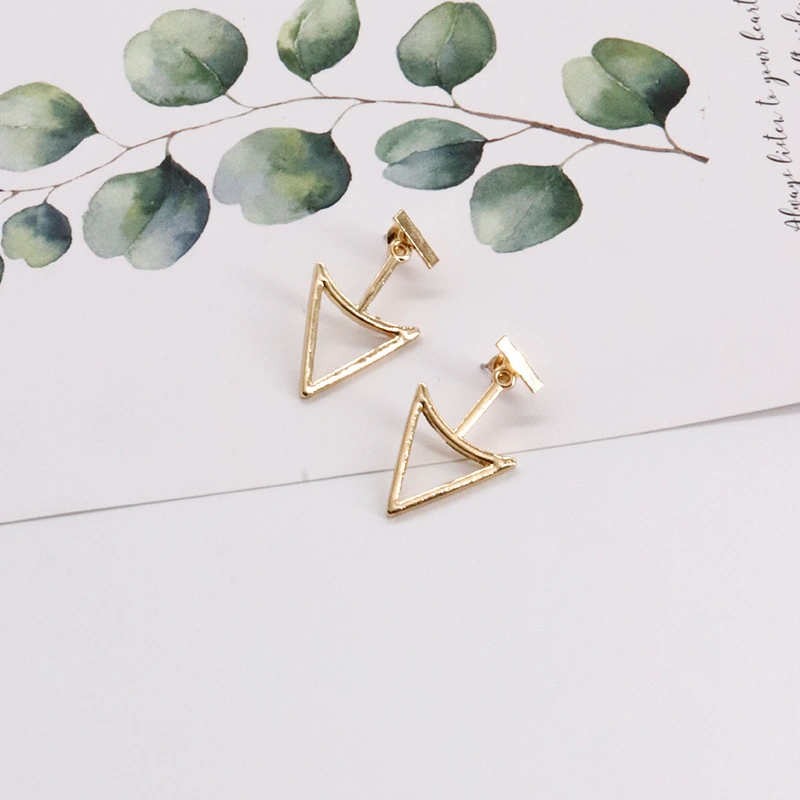 Fashion geometric arrow alloy earrings