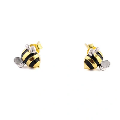 Bee stud earring