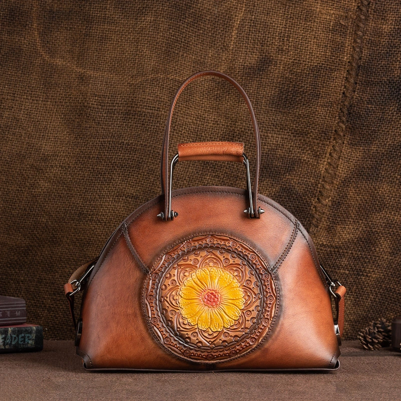 One-Shoulder Diagonally Across The First Layer Cowhide Retro Polished Shell Bag