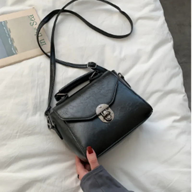 Fashion Diagonal Shoulder Bag Simple All-match Handbag
