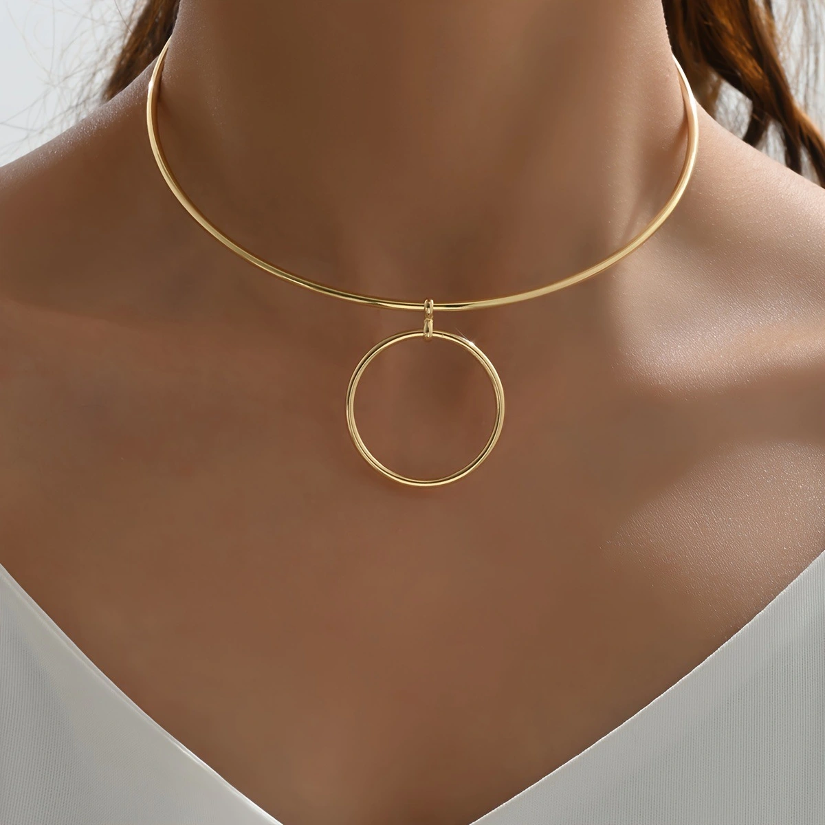 Women Collar Choker Necklace Big Circle Geometric Metal Pendants Torques Statement Necklaces