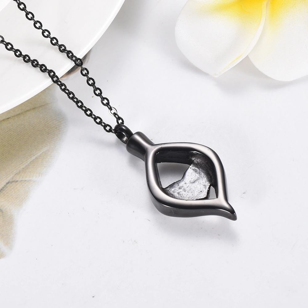 Titanium steel heart ash box pendant