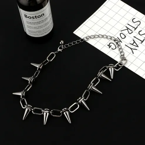 Exaggerated punk rivet clavicle chain