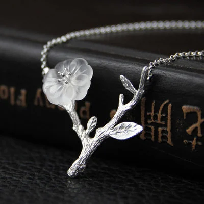 Sterling silver crystal flower necklace, hand-carved, beautiful, artistic, female silver