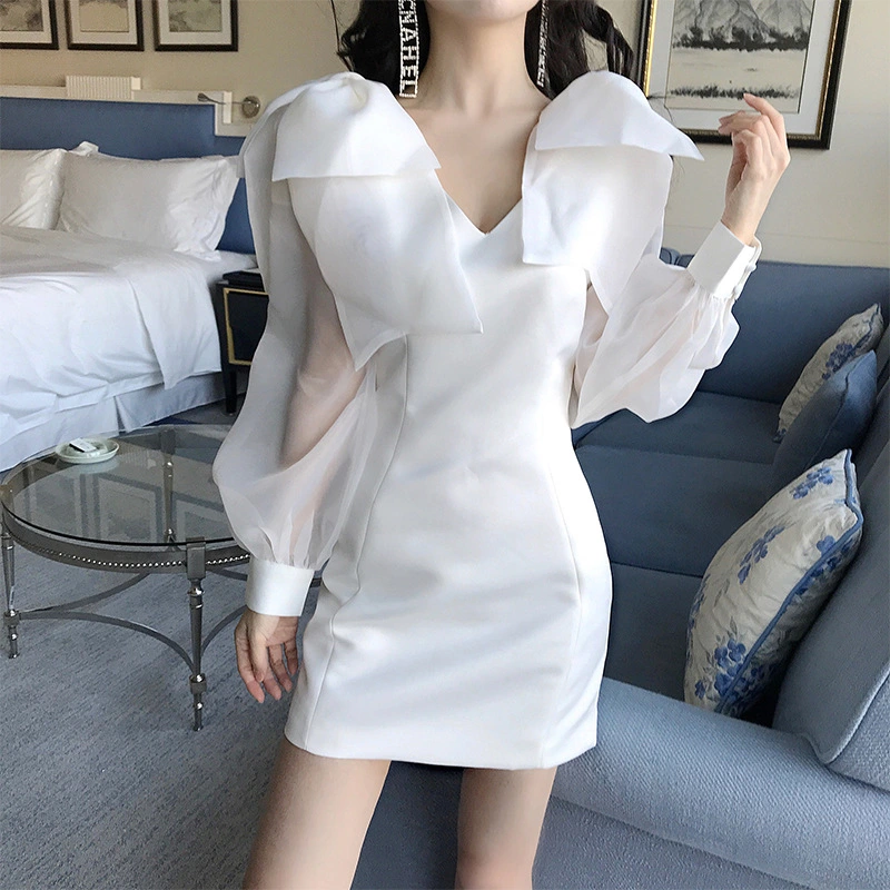 In early spring of the new year, the New Fashion Chiffon long-sleeved bow fairy dress with light and luxurious Chiffon stitching