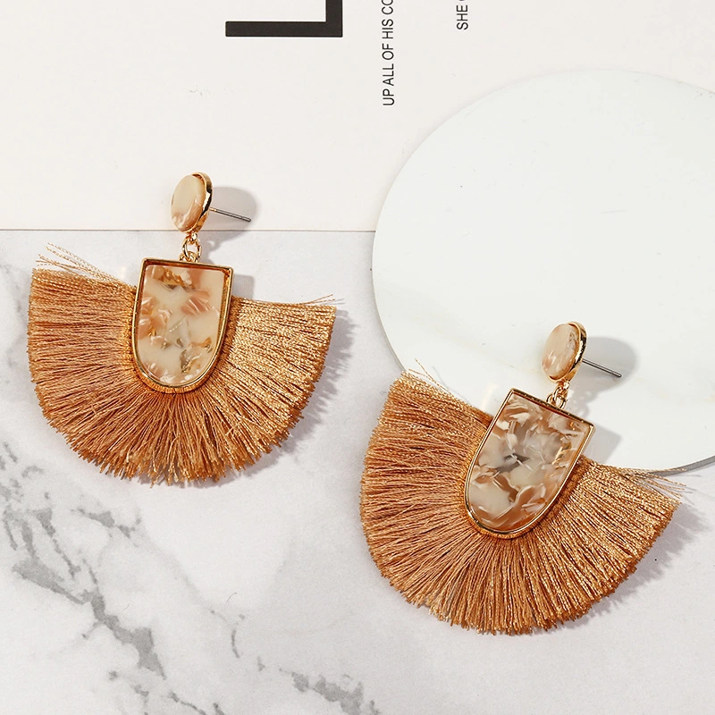 Geometric Scallop Tassel Earrings