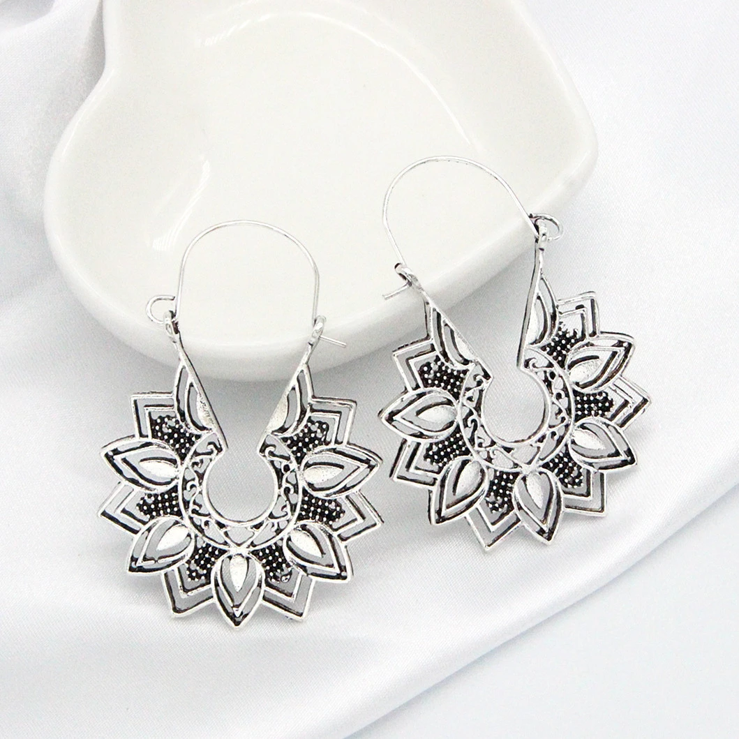 Bohemian ethnic style geometric earrings
