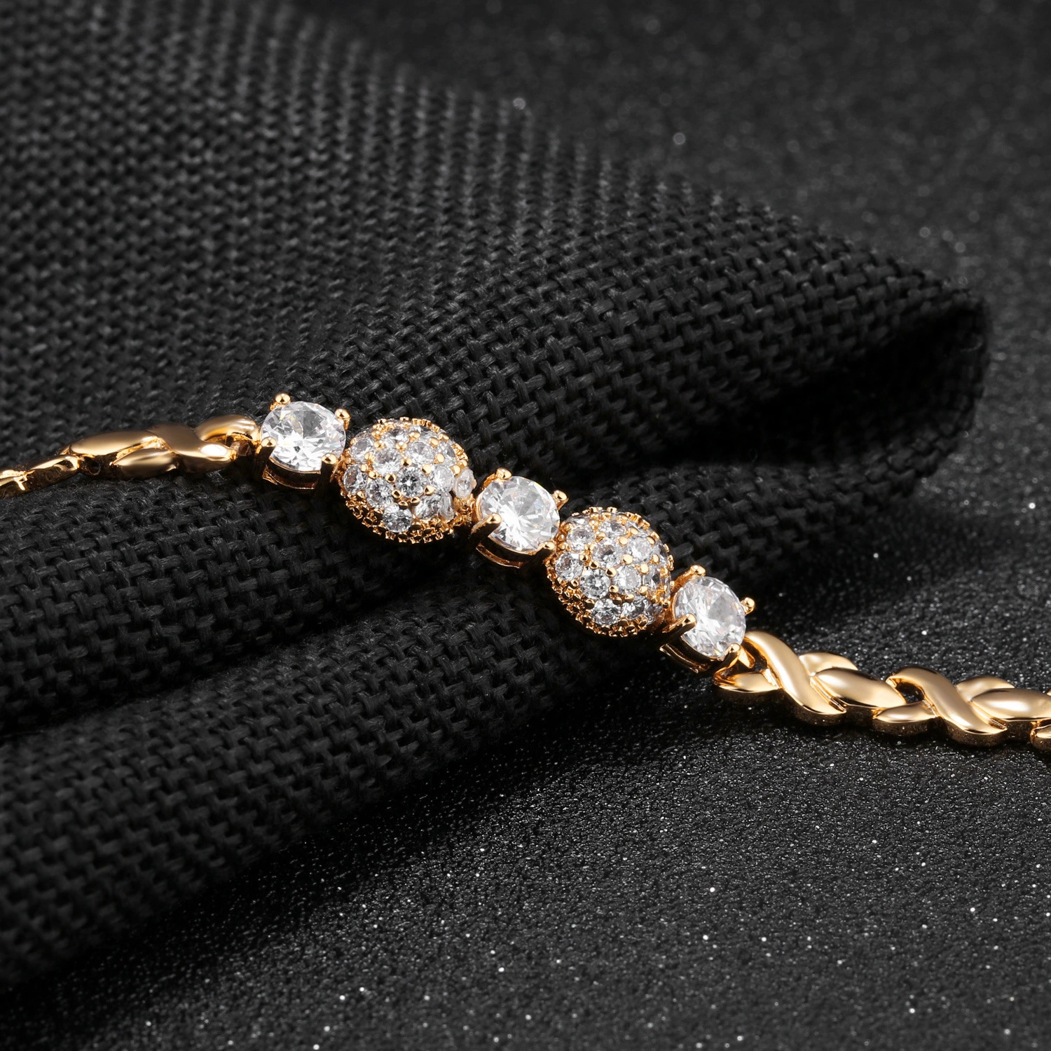 Flash diamond caring ladies bracelet