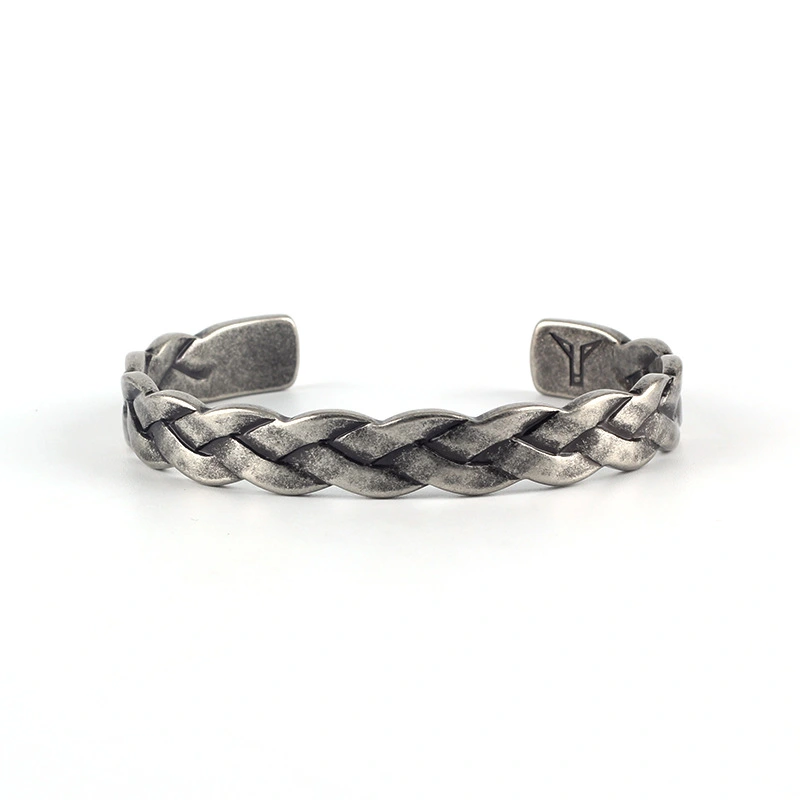 Vintage twist bracelet