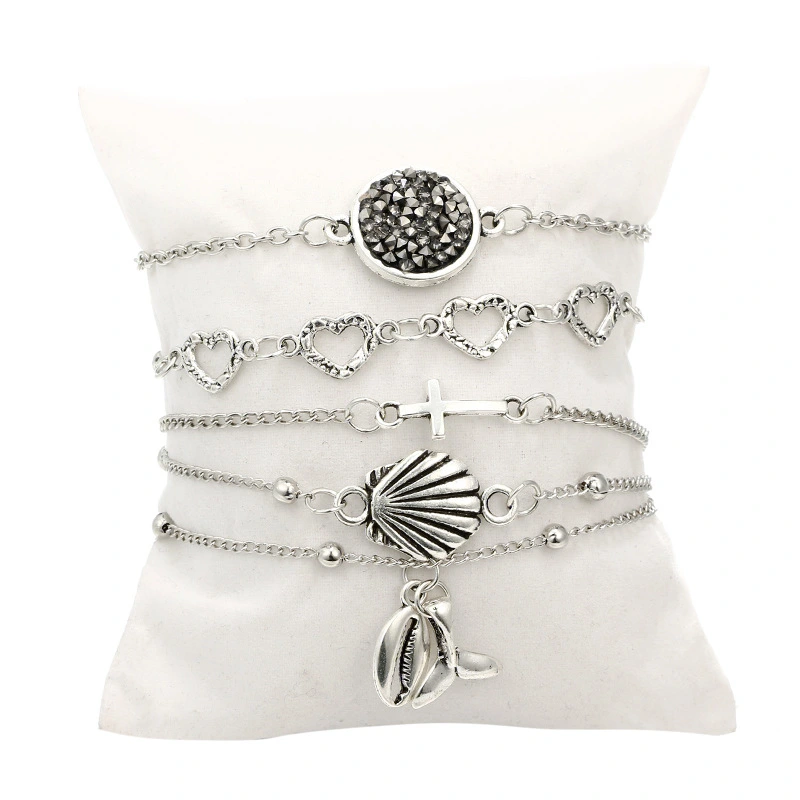 Multi-layer fishtail shell bracelet