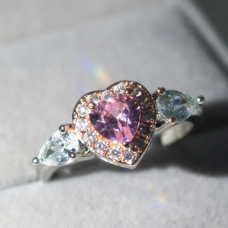 Beautiful and touching pink peach heart Simulation claws inlaid zircon female ring drop diamond rose gold color separation