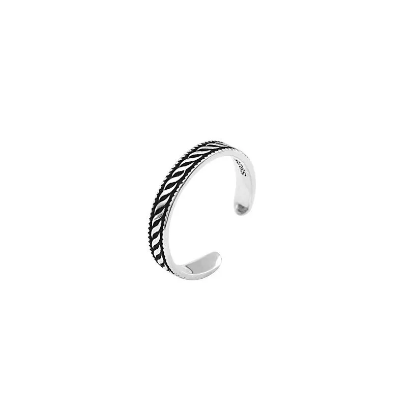 Personality hipster tail ring