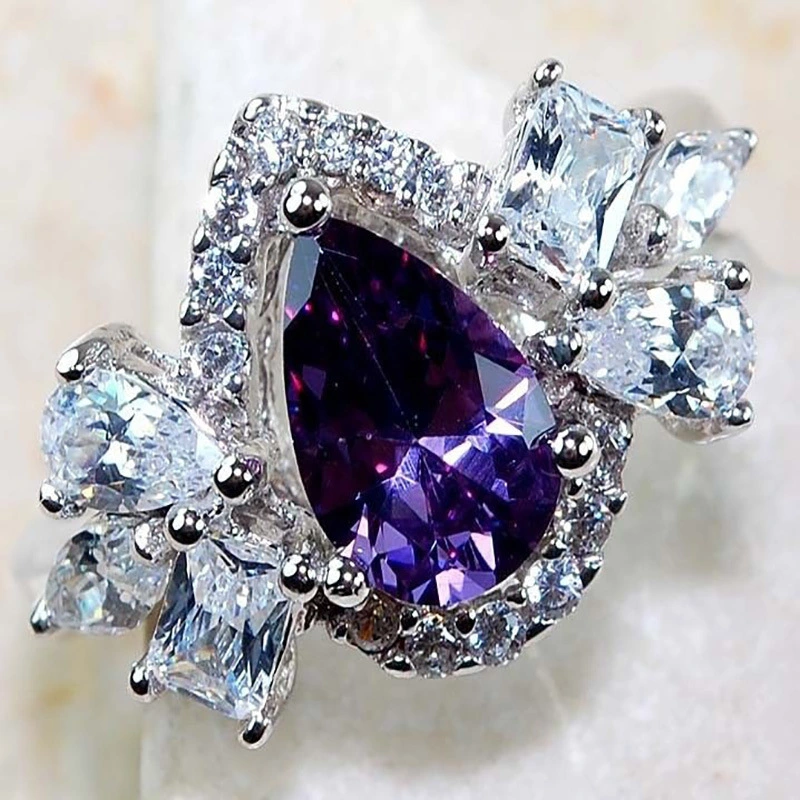 Year old treasure Europe and the United States new hot purple diamond micro-set flash diamond engagement ring Water drop pear group with finger ring