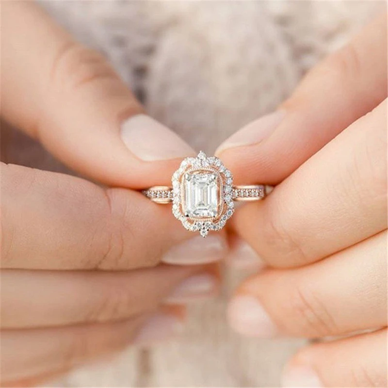 New rose gold-plated zircon square diamond princess ring European and American fashion engagement female jewelry